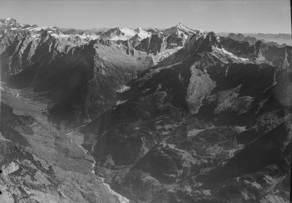 Val Bregaglia, Blick nach Ostsüdost nach Monte Disgrazia